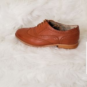 Wanted big boy's dress up shoe